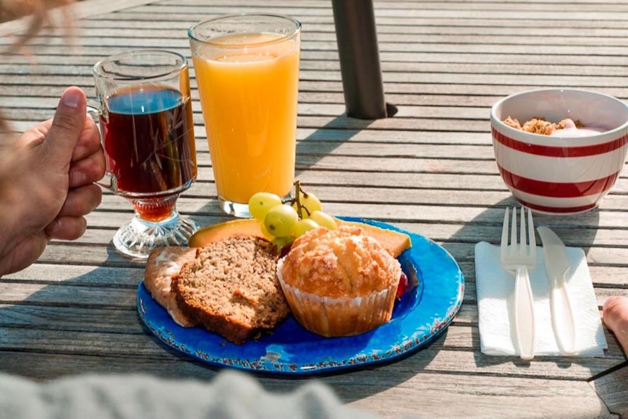 Inn At Haven Harbour Rock Hall Екстериор снимка